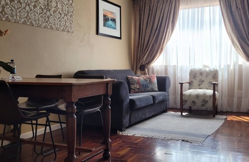 Nahoon Bed & Breakfast | Harewood Lodge