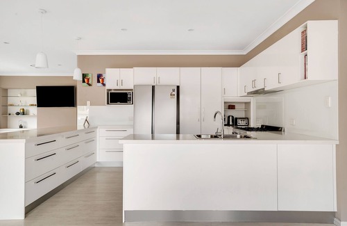 Noraville House | Hargraves Beach Oasis with Pool