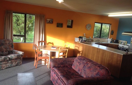 Hari Hari House | Hari Hari Farm Cottage