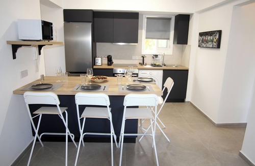 Larnaca Apartment | Haris' apartment Mackenzie beach