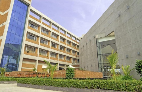 Kota Hotel | Hariyali Resort