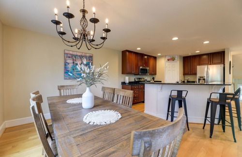 Harkers Island Villa | Harkers Island Vacation Rental with Pool Table!