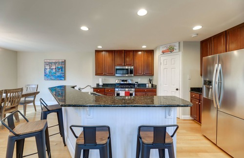 Harkers Island Villa | Harkers Island Vacation Rental with Pool Table!