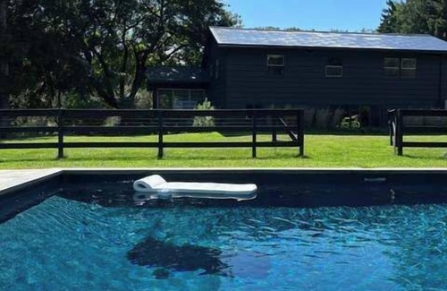 Pawling House | Harlem Valley Hideout: Artsy ~ Pool ~ Tennis