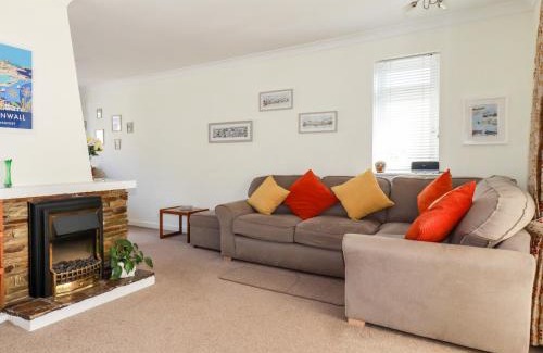 Mevagissey House | Harlyn