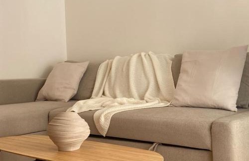 Chaville Apartment | Harmonieux Yourhosthelper