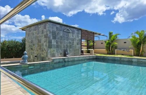 Calebasses Villa | Harmonious Villa in Flic-en-Flac with Private Pool