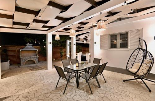 Ialyssos House | Harmony Garden House