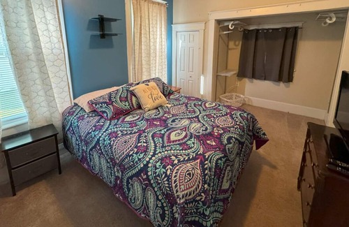 Hampton House | Harmony Hideaway-Home in Hampton