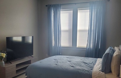 Timnath House | Harmony House - NEW Luxurious Townhome Living - Golf/Fitness/Pool/Hot Tub