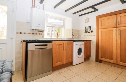 Bere Alston Cottage | HARMONY HOUSE, pet friendly, character holiday cottage in Bere Alston