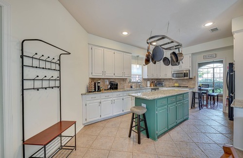Original Town House | 'Harmony House Texas' in Carrollton: Private Pool!
