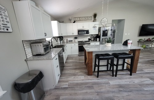 Hemlock House | Harmony House