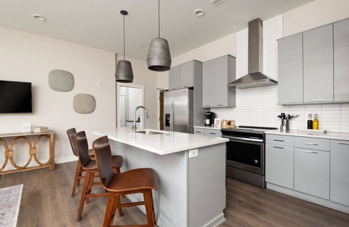 West End Apartment | Harmony Loft Spacious condo near Vandy