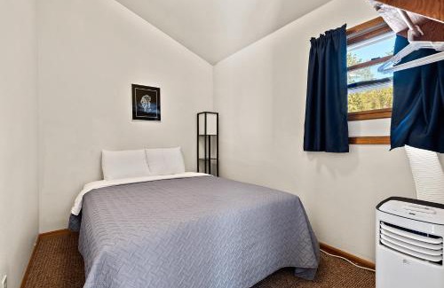 Hill City Hotel | Harney Camp Cabins