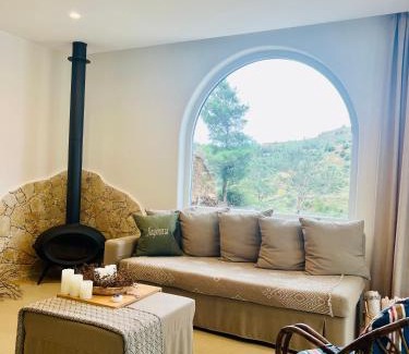 Kamari Villa | Haroupia Hillside Villa