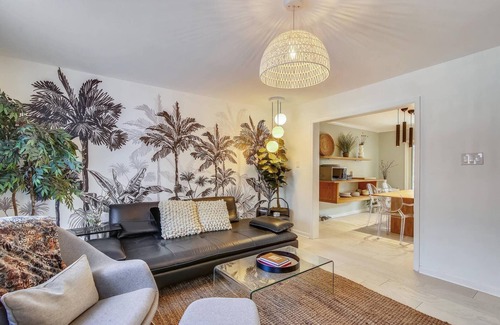Bolivar House | Harpers Ferry Luxury, Spa Bathroom, Movie Room, high-end design and furnishings