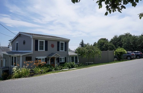 Mid-Coast and Islands Cottage | HARPSWELL MAINE - The Cottage @ AshPoint