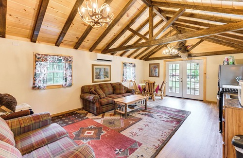 Harrington Cabin | Harrington Cabin w/Grills - Near Beaches & Hiking