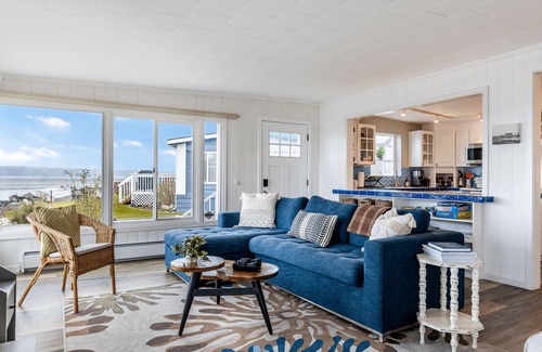 Coupeville House | Harrington Hideaway by AvantStay | Beach Access