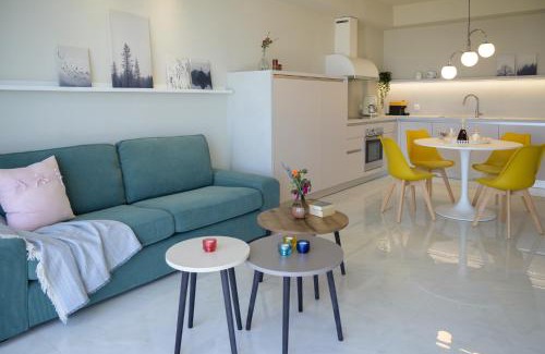 Paralias Apartment | Harris elegant house II superb view near airport