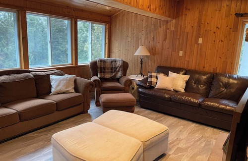 Sauble Beach Cottage | Harris Hideaway Sauble Beach