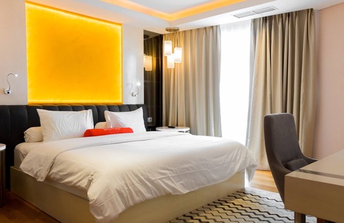 Laweyan Hotel | HARRIS Hotel & Conventions Solo