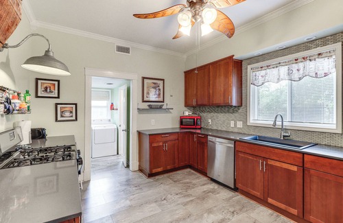 Harrison House | Harrison Family Home w/Grill - Near Downtown!