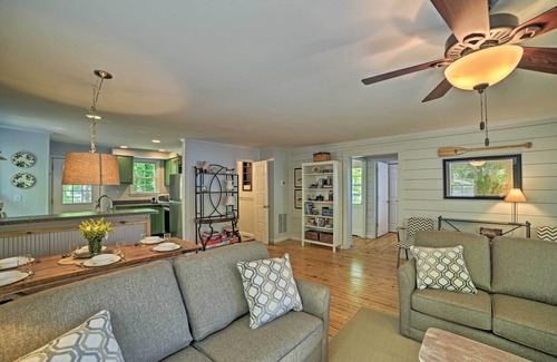 Harrison Cottage | Harrison Lakefront Cottage w/Private Dock!