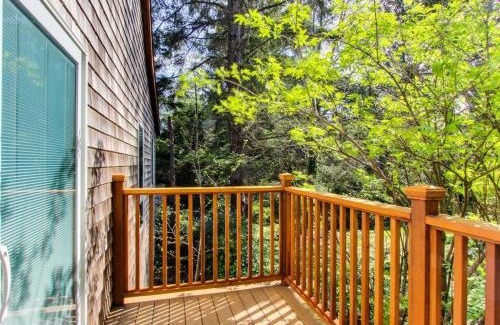 Downtown Cannon Beach House | Harrison Loft