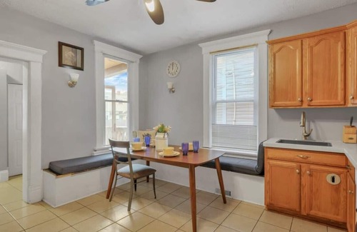 Downtown Columbus House | Harrison West Brick| 5 BR w/extra beds