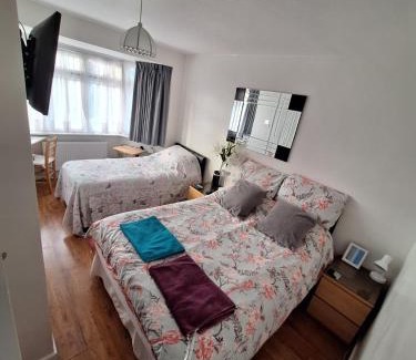 Belmont Bed & Breakfast | Harrow B & B