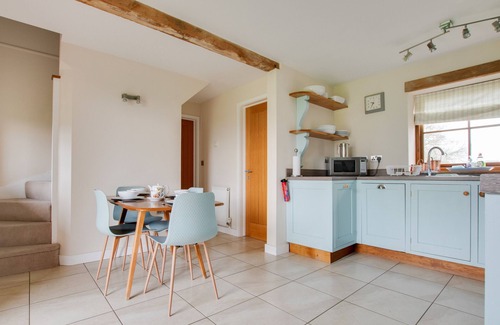 Yoxford House | Harrow Cottage - Two Bedroom House, Sleeps 4