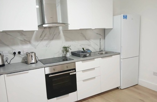 Marlborough House | Harrow Haven - Spacious 3 Bedroom House
