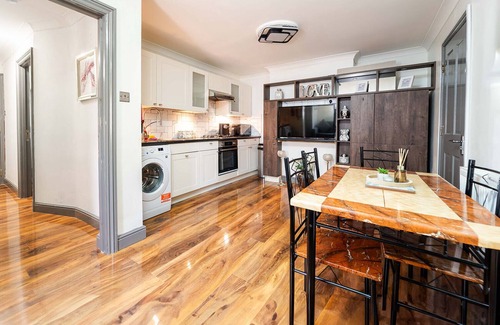 Marlborough Apartment | Harrow Short Term Rental