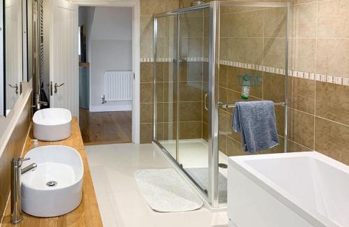 Marhamchurch House | Harrowbeard House