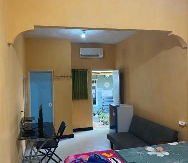 Gorontalo House | Harry & Mimin Homestay