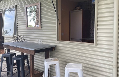 Red Hill Cottage | Harry's Cottage Red Hill