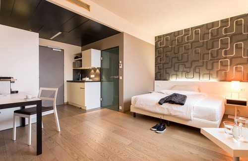 Moosach Hotel | harry’s home München Moosach hotel & apartments