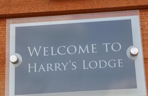 Ashover House | Harry's Lodge