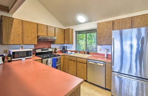 Burley House | Harstine Island Home: Beautiful Beach & Views