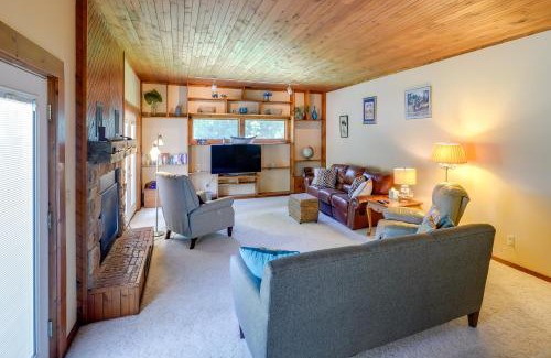 Hart House | Hart Haven with Cozy Fireplace, Deck and Grill!