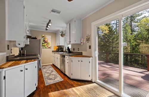 Twain Harte House | Harte's Haven Mountain Retreat in the Woods
