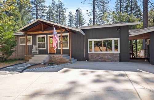 Twain Harte House | Harte's Haven Mountain Retreat in the Woods