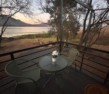 Hartbeespoort Villa | Harties Damview Resort