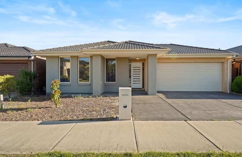 Clyde House | Hartleigh Estate - Sophisticated Family Living