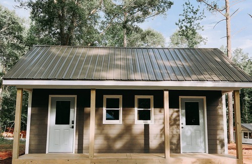 Hartwell RV Rental | Hartwell Cabins and RVs is located in the serenity of the woodlands