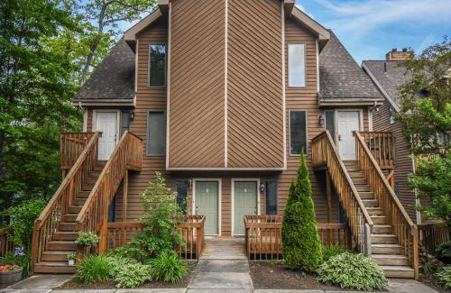McHenry House | Hartwood Village 05