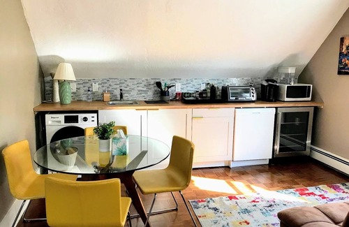 Lower Allston Apartment | Harvard Allston Executive Suite Loft