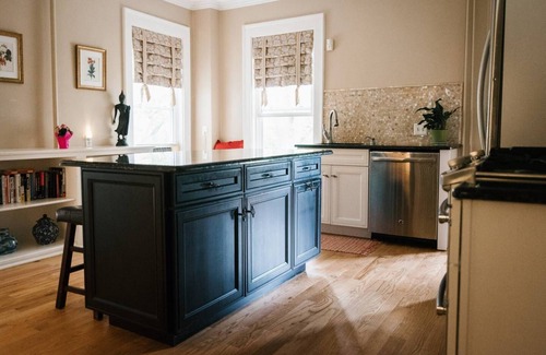 Piety Corner House | Harvard House: Make Your 2025 Family Gathering Unforgettable"